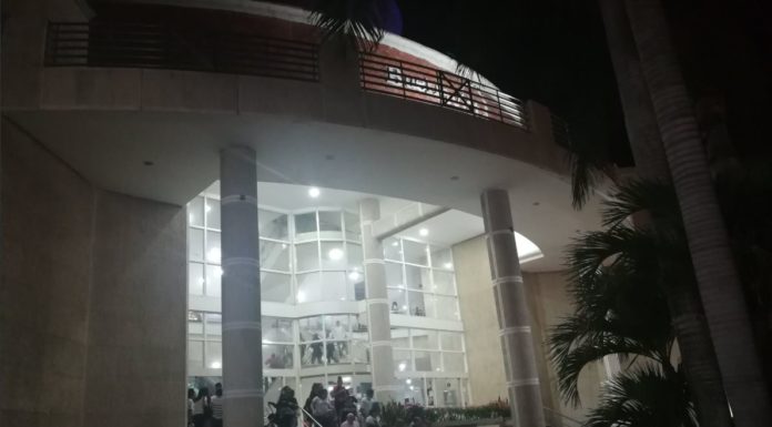 ¡Pánico en Barranquilla! Incendio en centro comercial