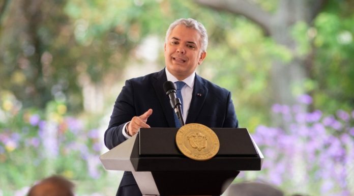 ¿Porque hasta ahora se le ocurre esta brillante idea a los Fondos de pensión ? Imagen tomada valora Analitic