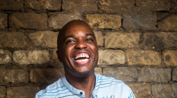 OLVIDA LAS PENAS. Un mensaje de aliento en tiempos difíciles pues todo tiene solución El sencillo sale al aire este 1 de diciembre en todas las plataformas digitales.