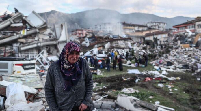 Turquía Y Síria siguen esperando