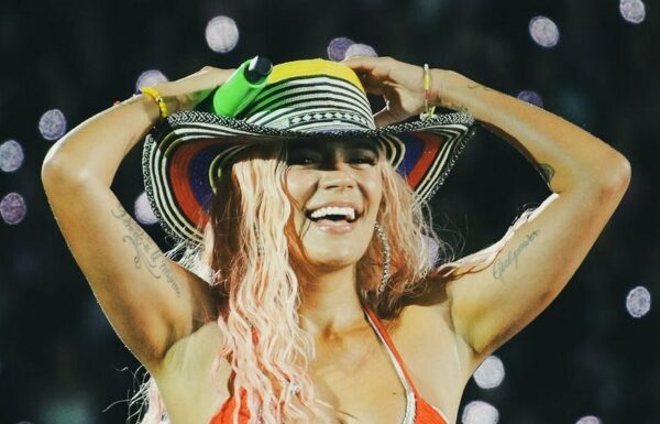 Creían que las grababa, lo golpearon y murió: asistente al concierto de Karol G, en Madrid